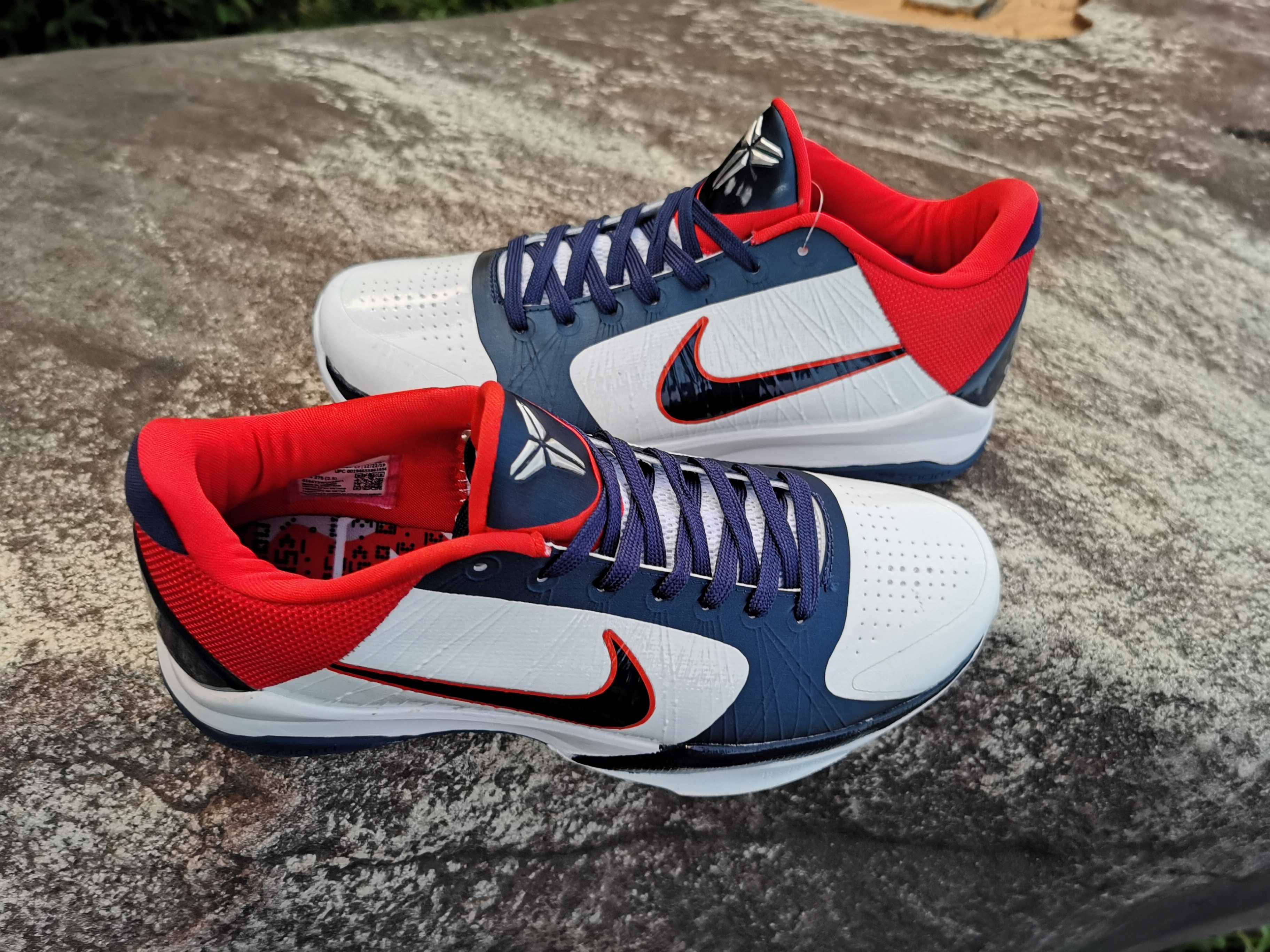 2020 Men Nike Kobe Bryant 5 White Blue Red Shoes